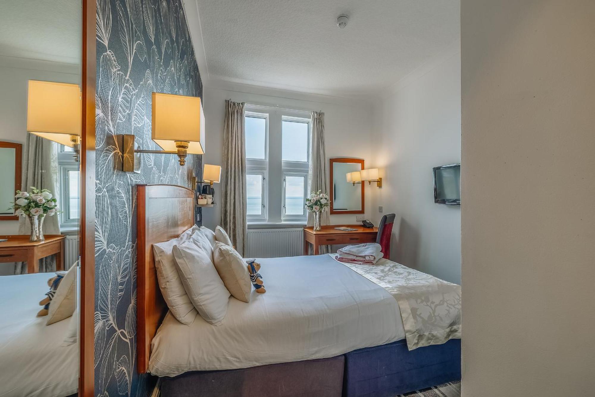Hotel Muthu Westcliff 3*