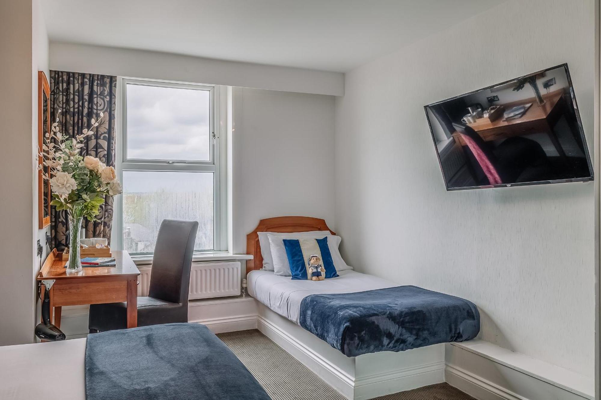 Muthu Westcliff 3*