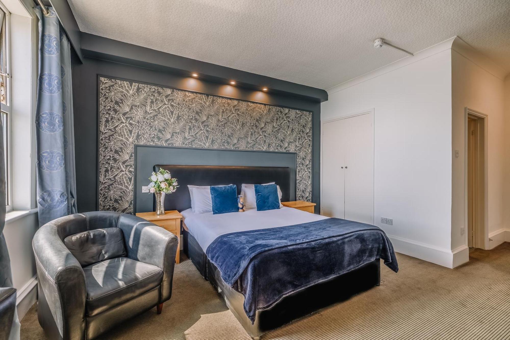 Muthu Westcliff 3*