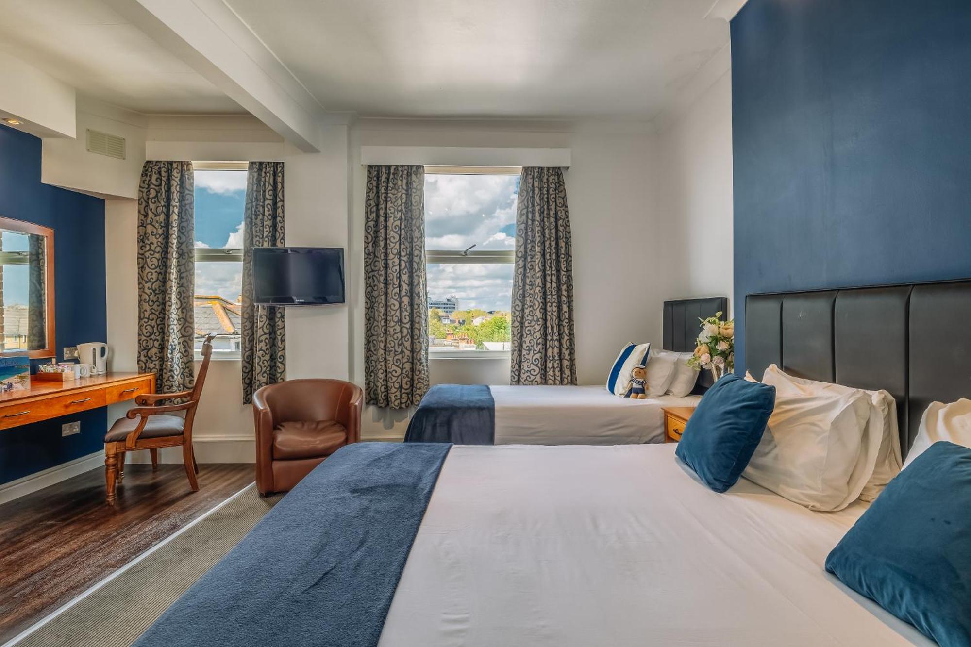 Hotel Muthu Westcliff 3*